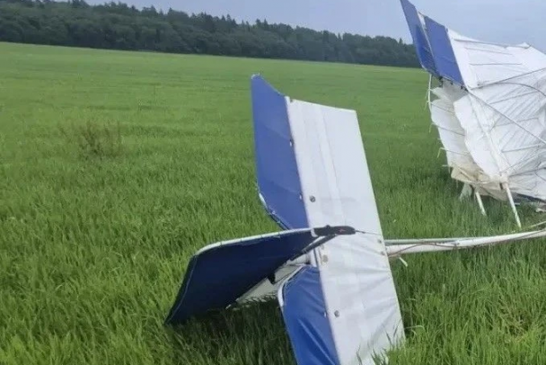На место аварии с лёгким самолётом под Волосово выехал представитель транспортной прокуратуры
