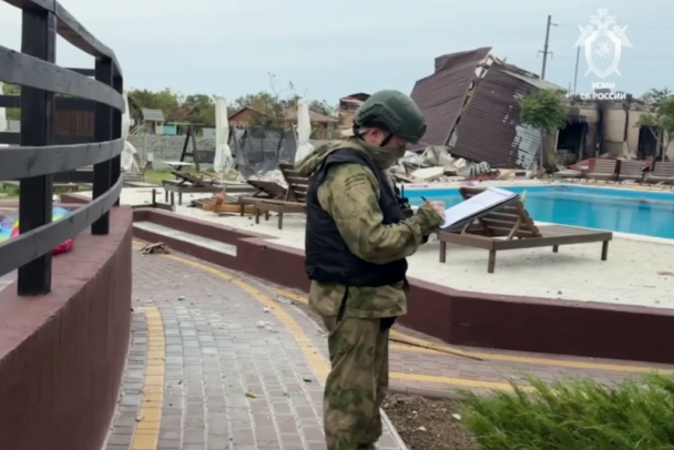 На месте удара по базам отдыха в Запорожской области появился стихийный мемориал