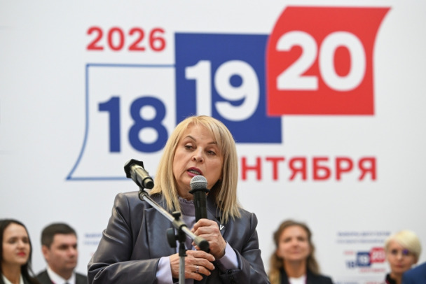 После мармелада в рот попал член